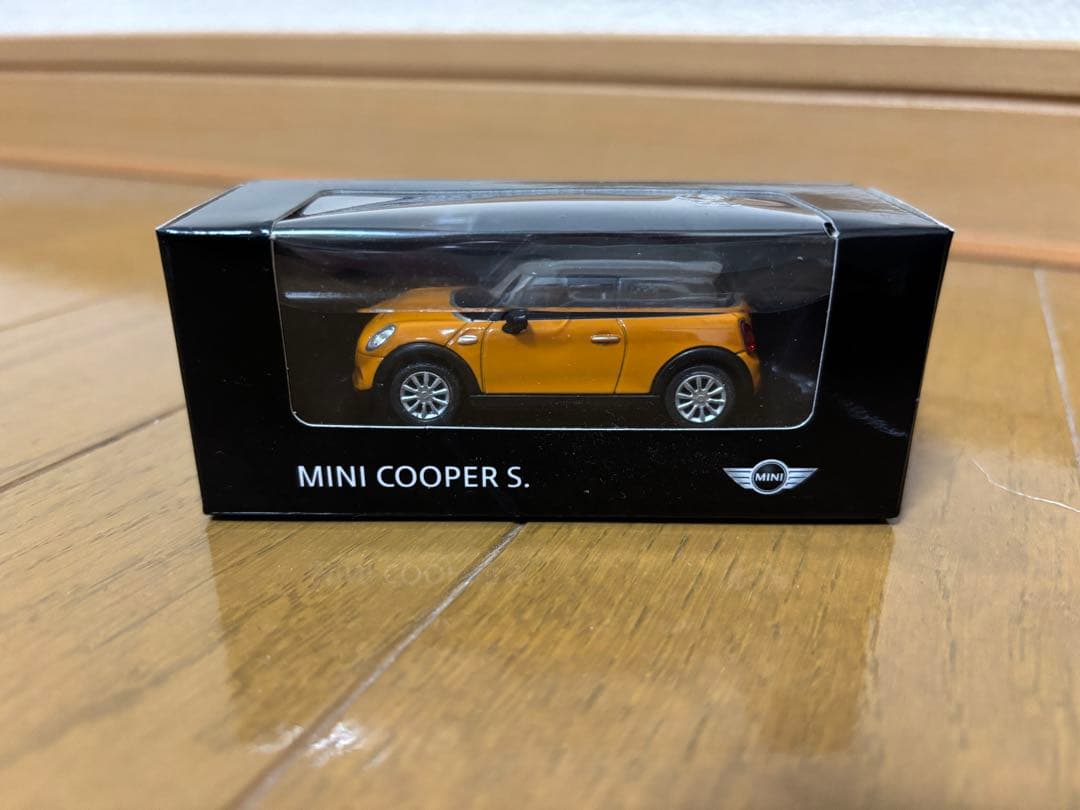 ミニカー　MINI COOPER S コレクターズモデル 4個セット