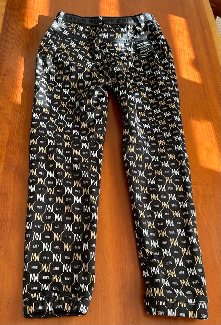 MASTER BUNNY EDITION ロゴパンツ