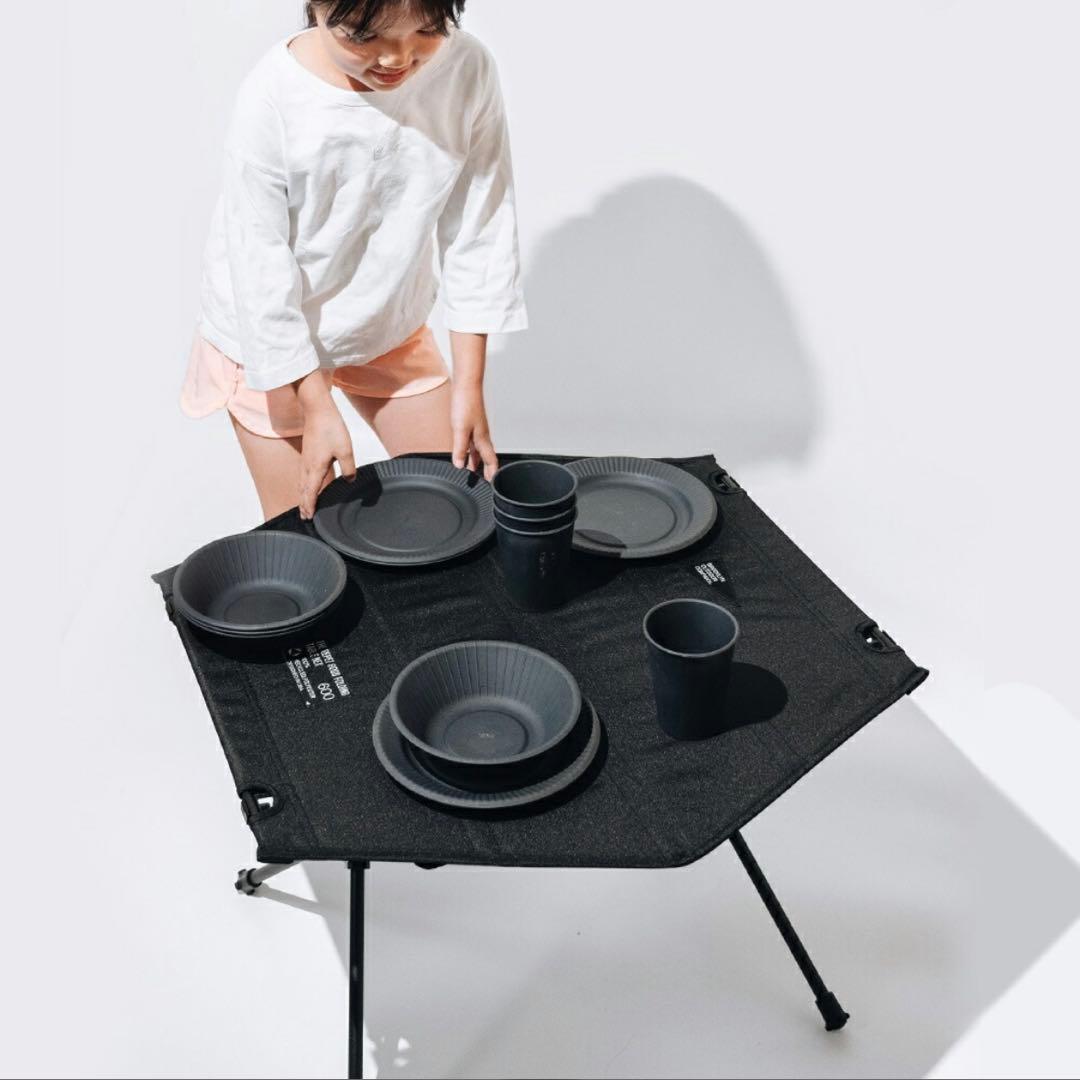 ステッカー付き BOC　Folding Hexa Table　折り畳み型テーブル