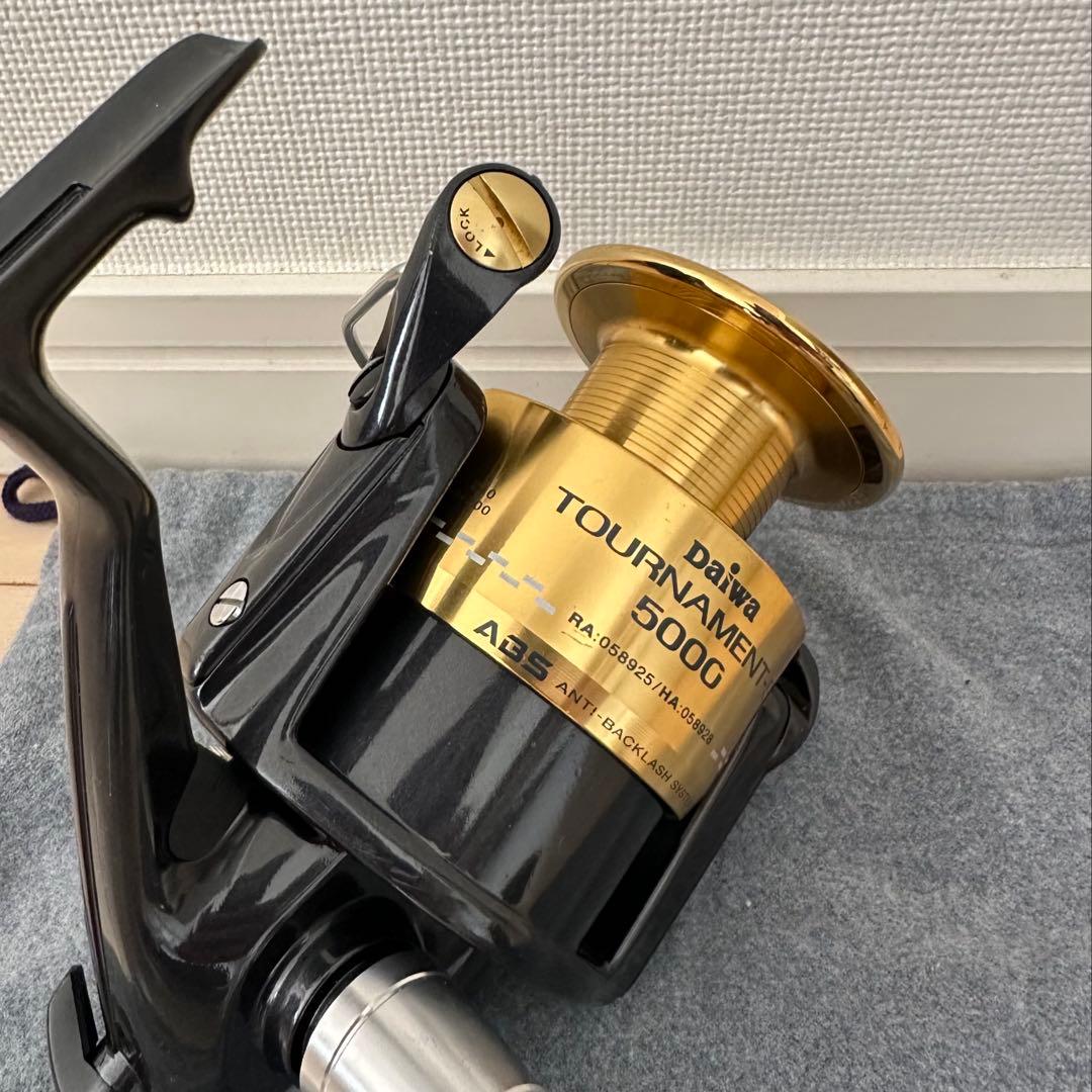 Daiwa Tournament-S 5000 スピニングリール