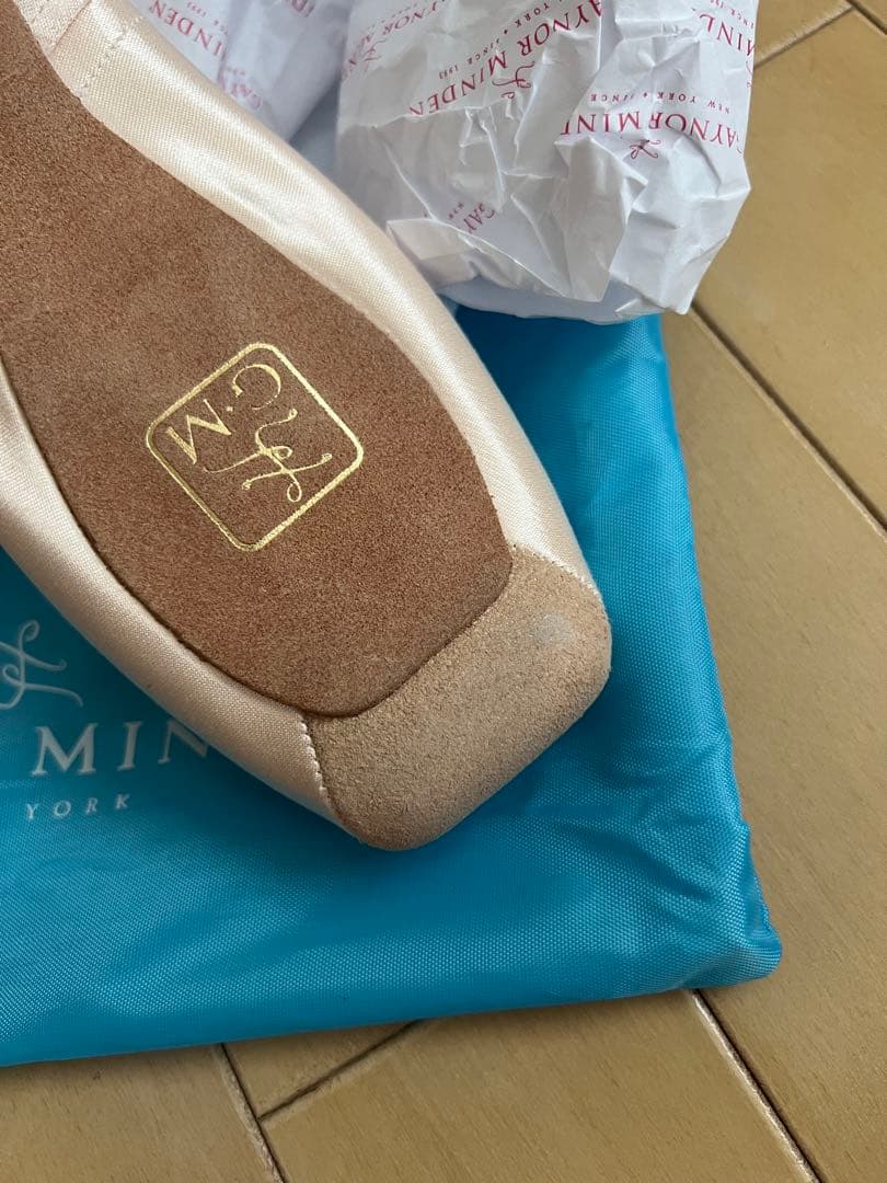 【超美品】！値下げ！GAYNOR MINDEN トウシューズ ヨーロッパ製9M