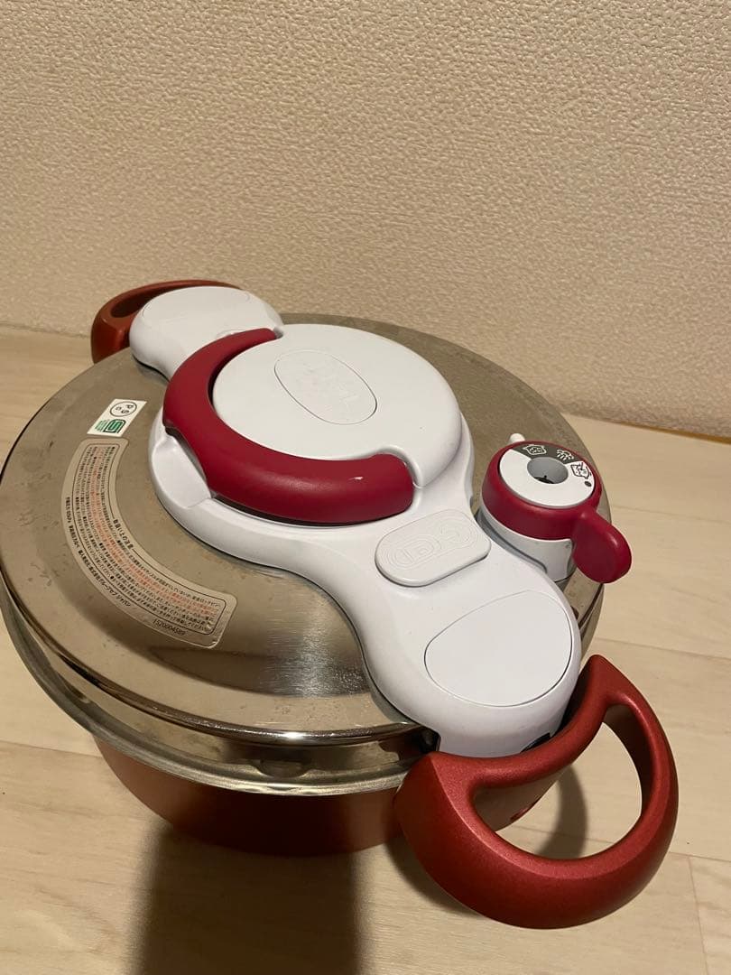 T-fal クリプソ ミニット デュオ ルージュ　圧力鍋　4L