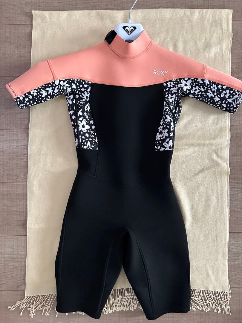 ROXY ロキシー ウェットスーツ キッズ スプリング　　　 ピンク/黒 美品