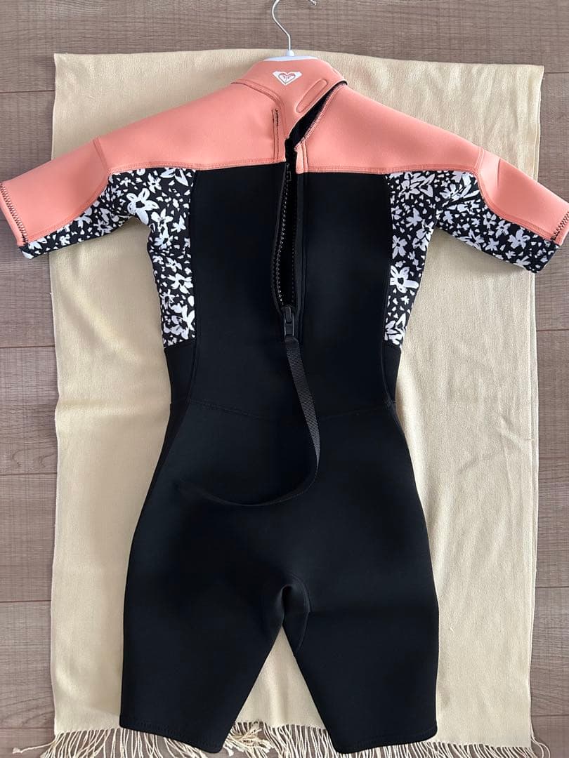 ROXY ロキシー ウェットスーツ キッズ スプリング　　　 ピンク/黒 美品