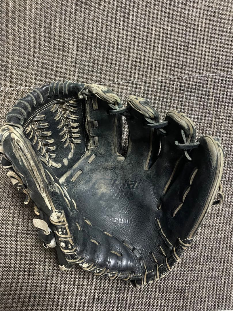 ミズノグローバルエリート硬式内野用グローブ値下げ中