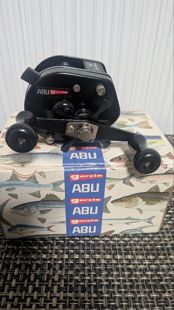 極美品 abu 1000 アブ 1000c 83年式 アブガルシア
