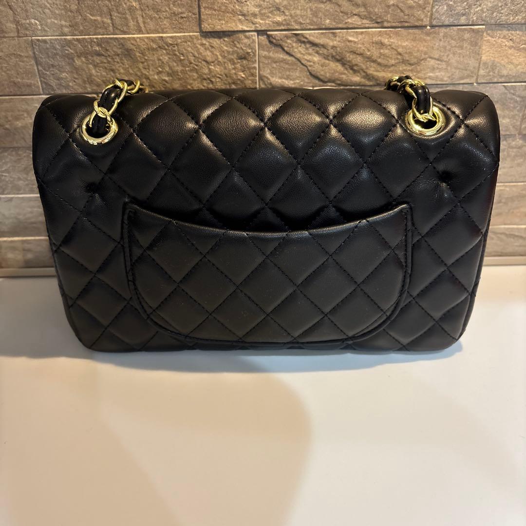 シャネル　CHANEL ショルダーバッグ　ブラック　ノベルティ