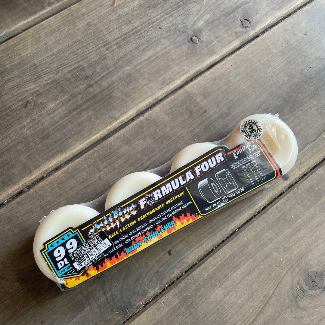 SpitfireFormula Four 99Aホワイトウィール4個入り56m