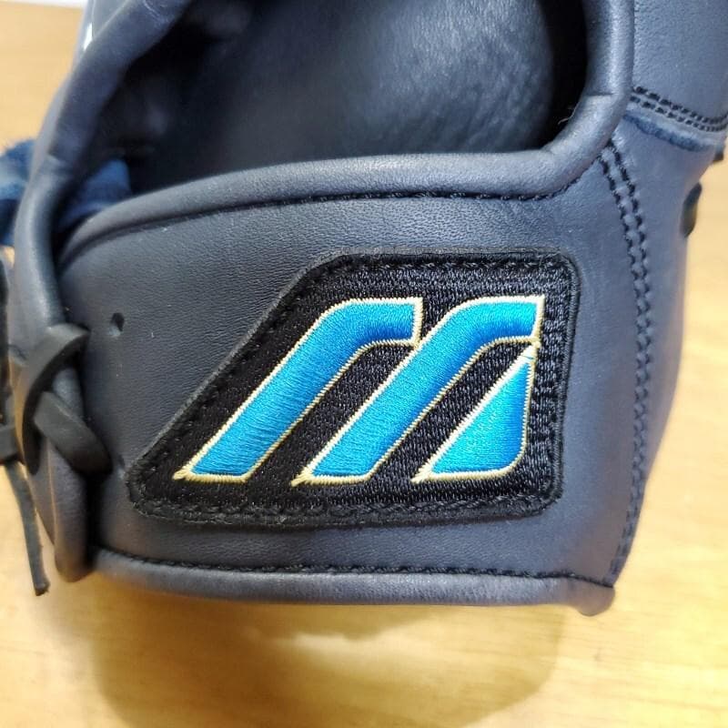 ミズノ ビューリーグ 限定カラー ネイビー Mラベル 美品 内野用 軟式グローブ