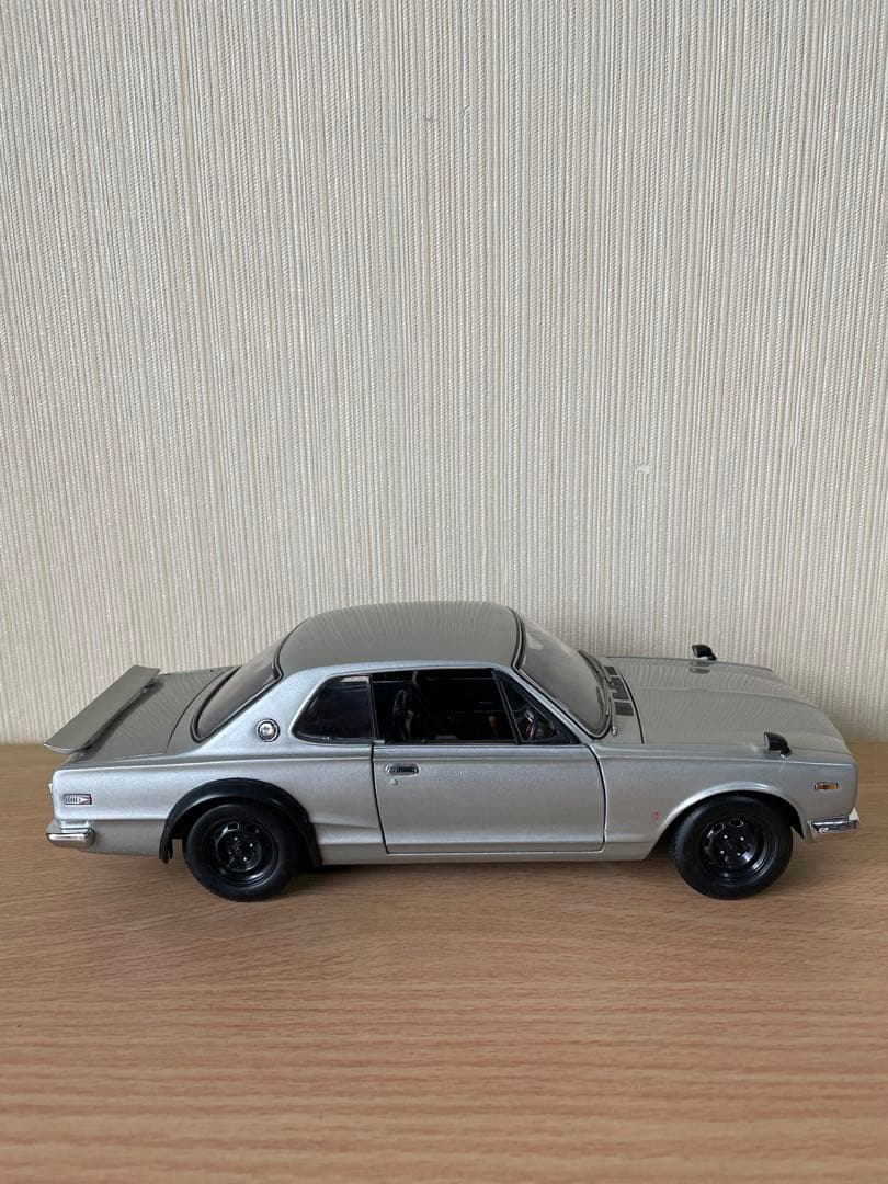 スカイライン NISSAN SKYLINE 2000GT-R(KPGC10)