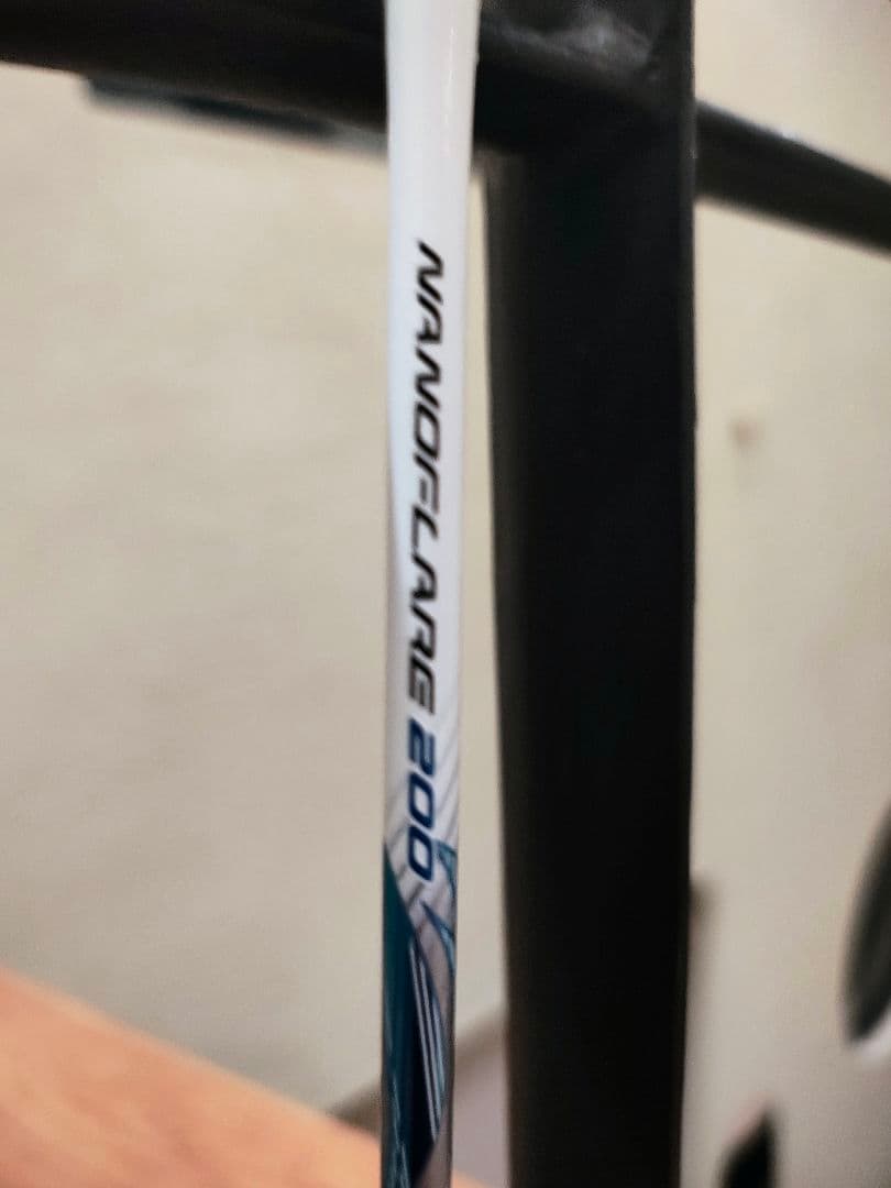 バドミントンラケット、ナノフレア２００、WUCHT P5　ジャンク（修理済み）