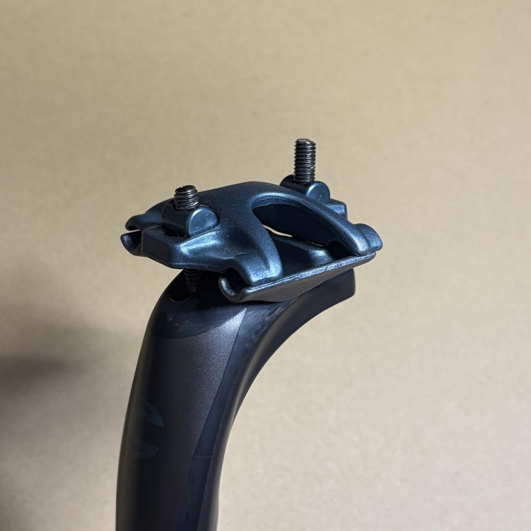 cannondale save カーボンシートポスト di2バッテリー内装可能