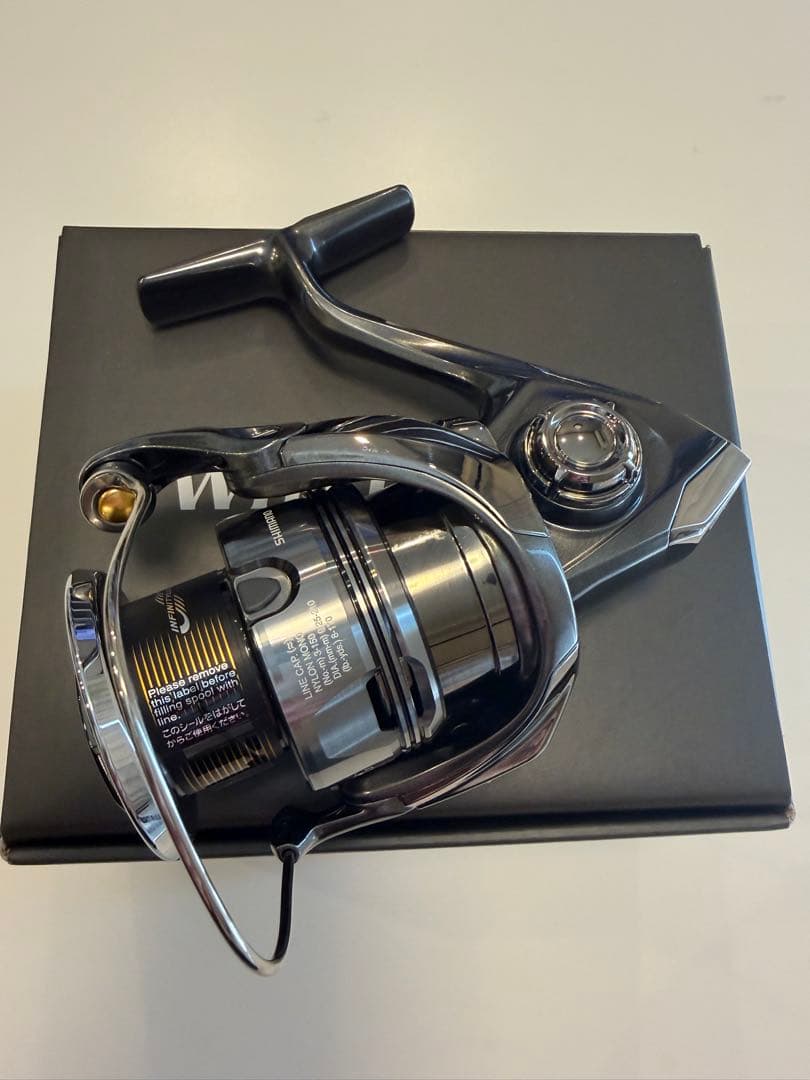 新品24年シマノ　ツインパワーC3000XGスピニングリール