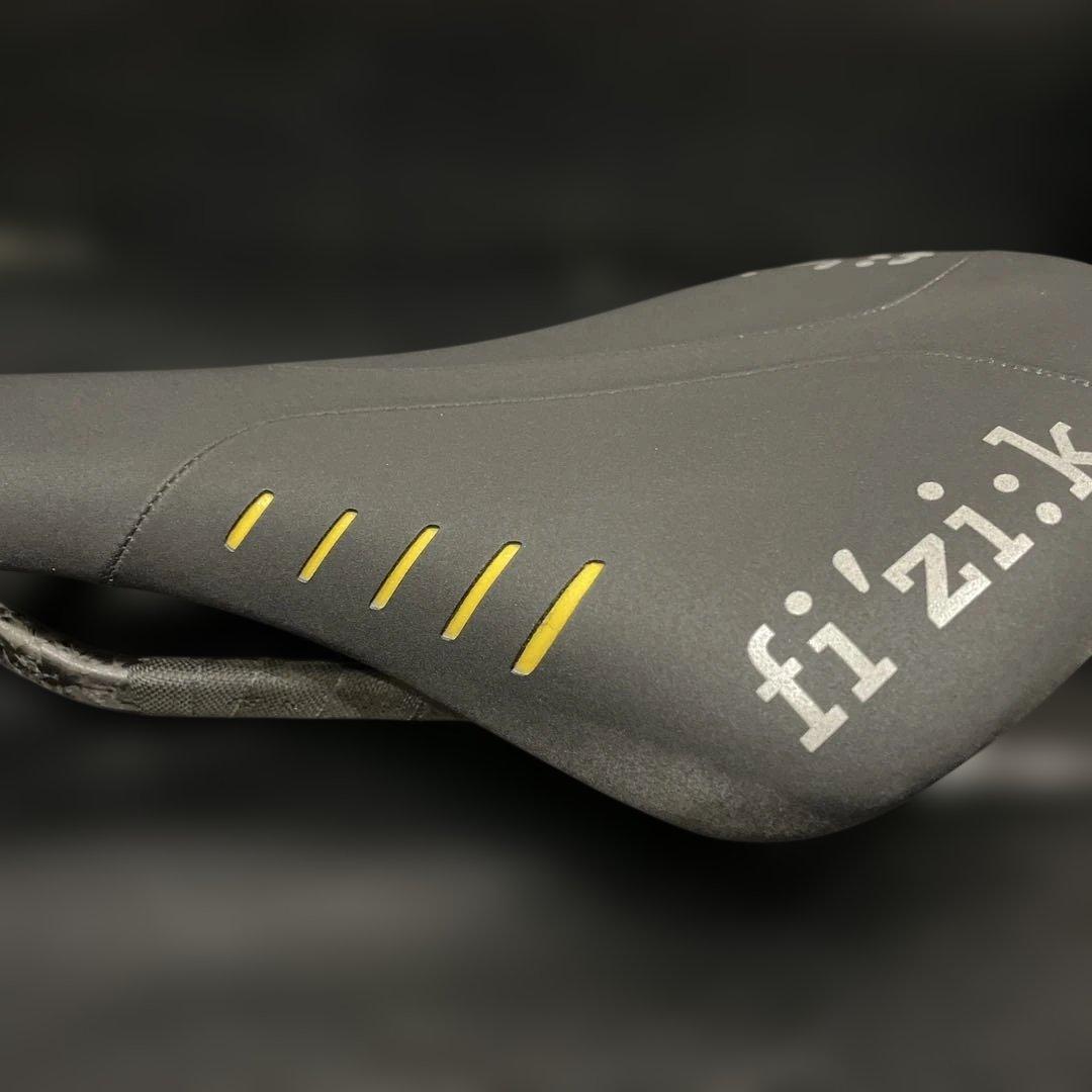 fizik フィジーク　アンタレス　カーボンレール