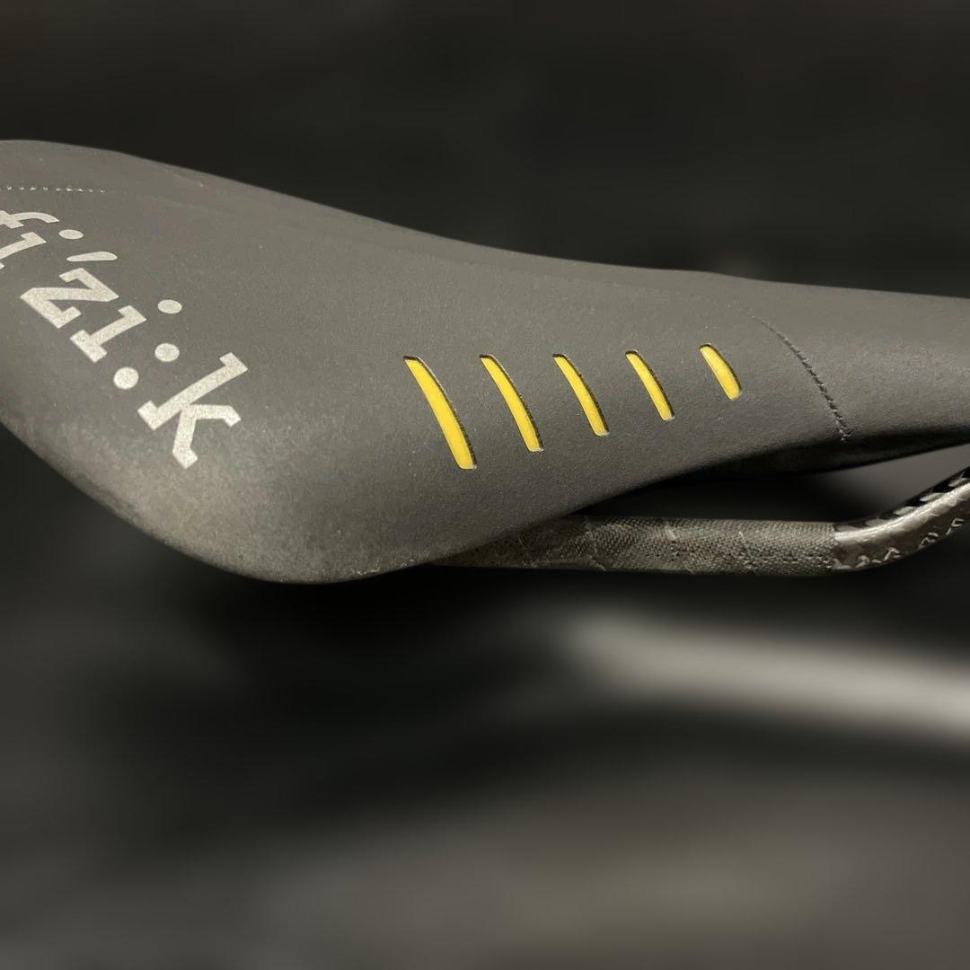 fizik フィジーク　アンタレス　カーボンレール