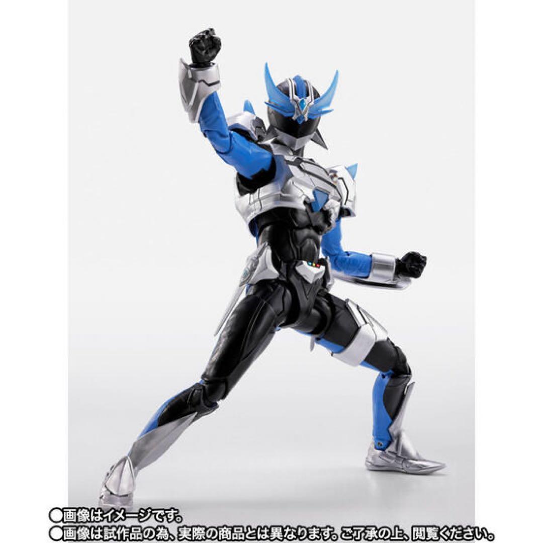 S.H.Figuarts（真骨彫製法） ウイングマン　ガーダーシルエット