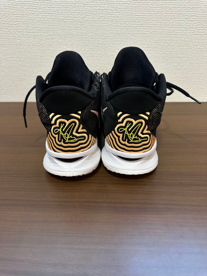Kyrie 7 EP バスケットシューズ ブラック