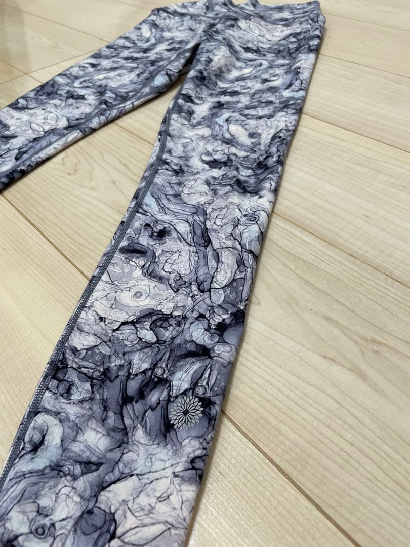 美品 上下セット⭐︎easyoga イージーヨガ