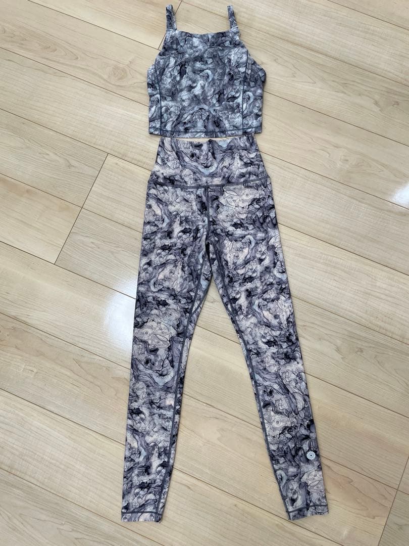 美品 上下セット⭐︎easyoga イージーヨガ