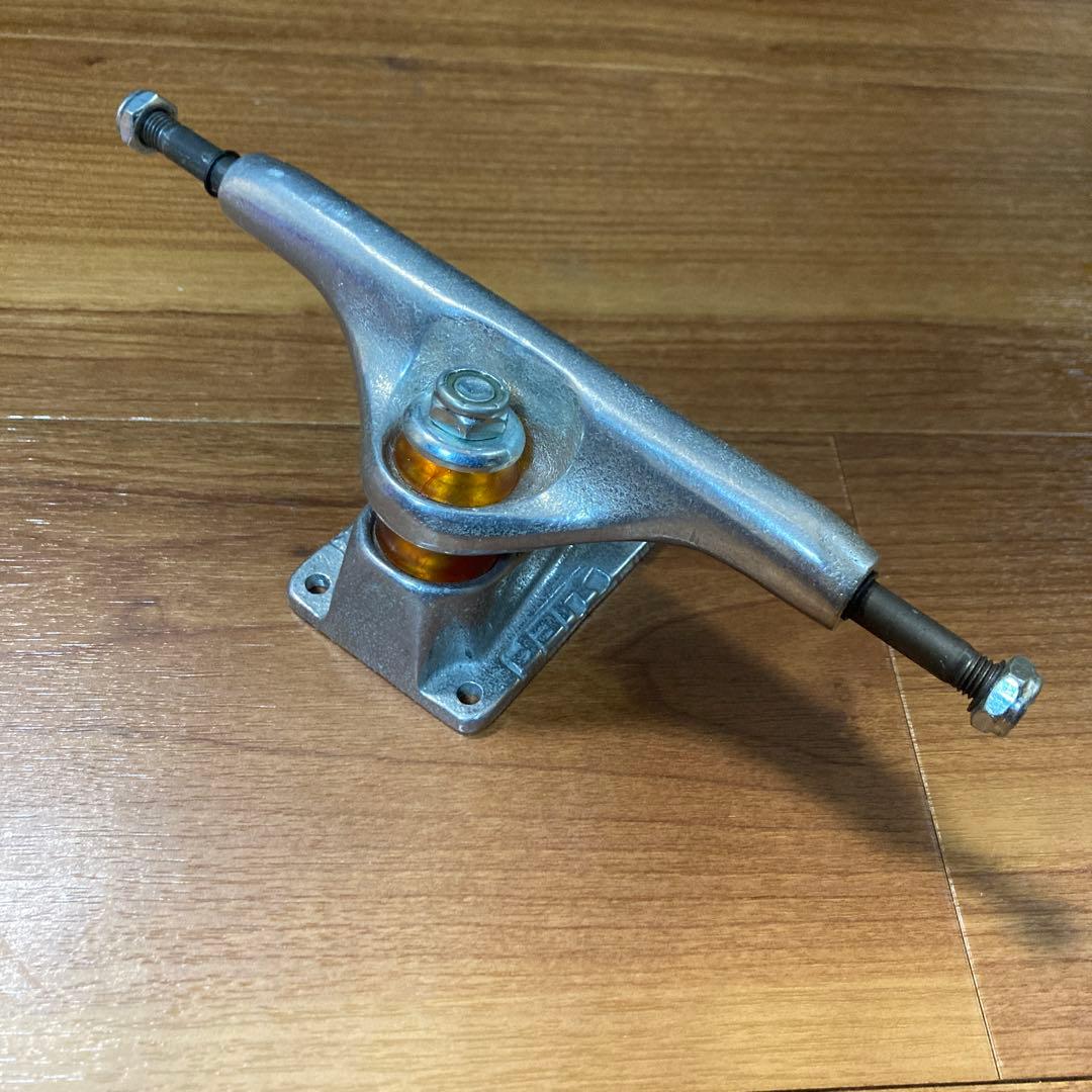 美品!! Vintage tracker trucks dart 149