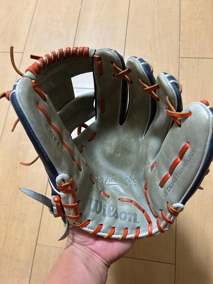 【即戦力】ウィルソン　ワナビーヒーロー　11.5インチ