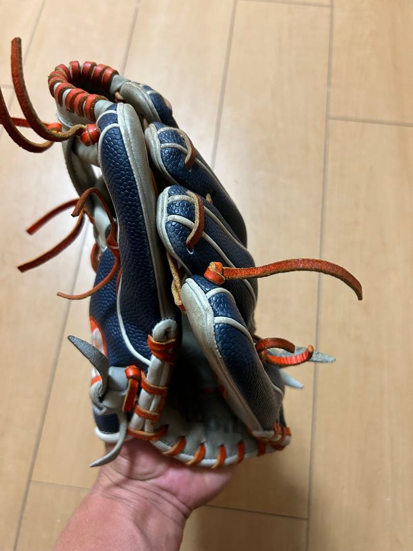 【即戦力】ウィルソン　ワナビーヒーロー　11.5インチ