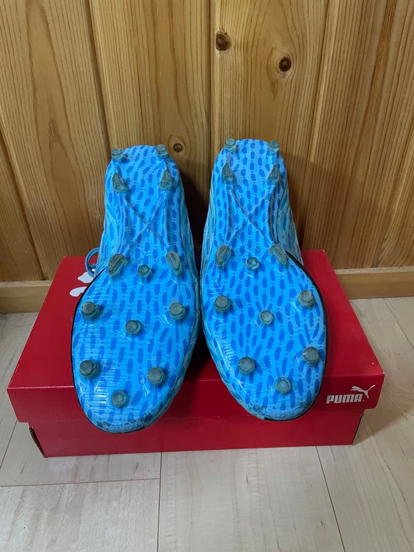 PUMA サッカースパイクシューズ 28センチ