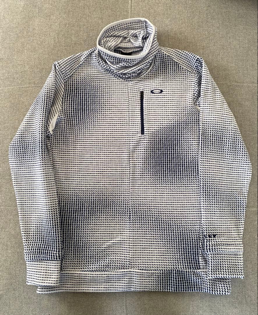 美品★ OAKLEY オークリー　メンズ ゴルフ 長袖シャツ ホワイト　XL
