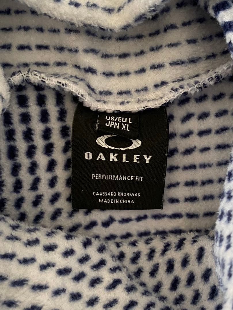 美品★ OAKLEY オークリー　メンズ ゴルフ 長袖シャツ ホワイト　XL