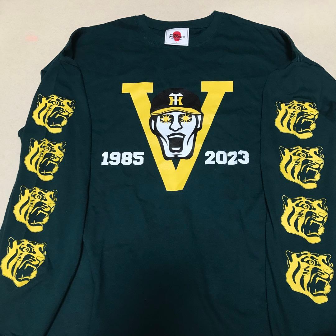 未使用 パンクドランカーズ L 阪神タイガース Tシャツ 長袖 優勝 ロンT