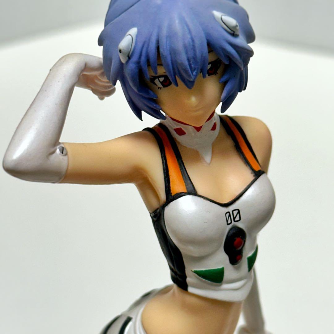 エヴァンゲリオン レーシング プレミアムRQフィギュア
