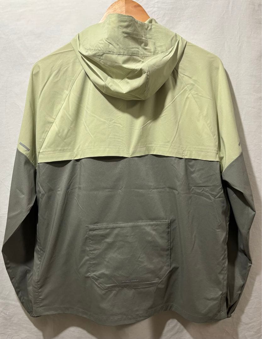 ウォーキング・ランニングウェア nike running wind runner nylon jacket L