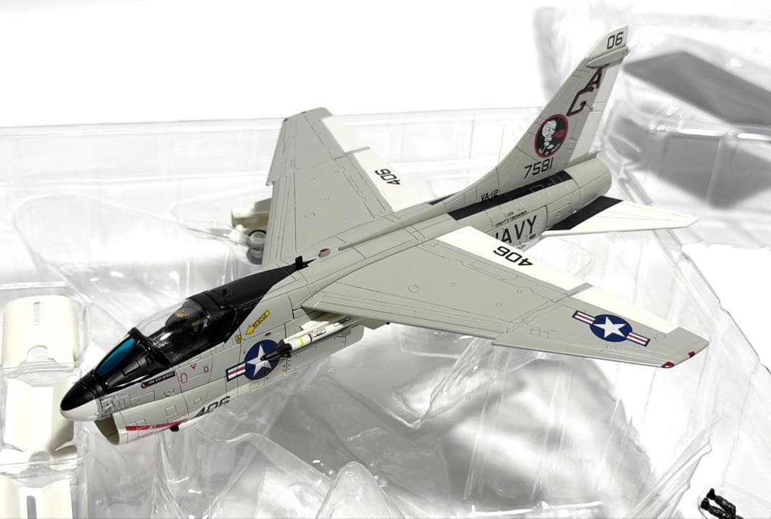 Century Wings 1/72 A-7E Corsair II 米海軍
