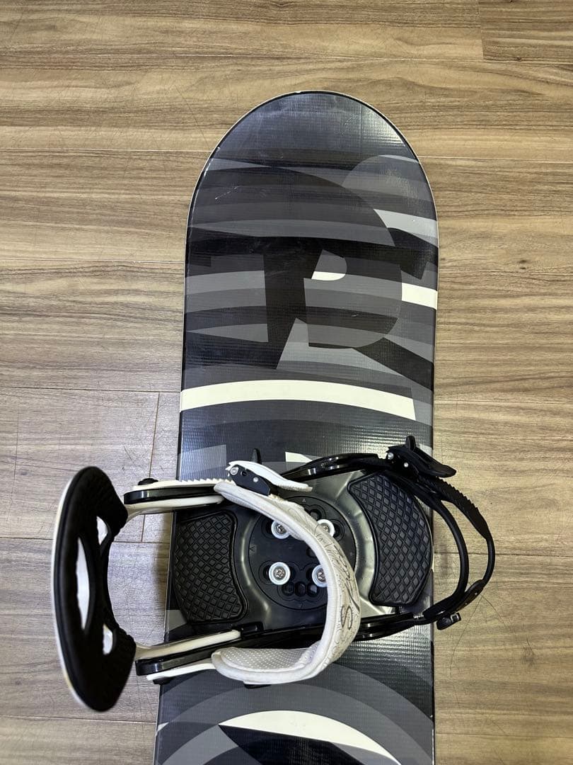 スノーボード GROOVE 155cmビンディング SPICE sizeM/L?