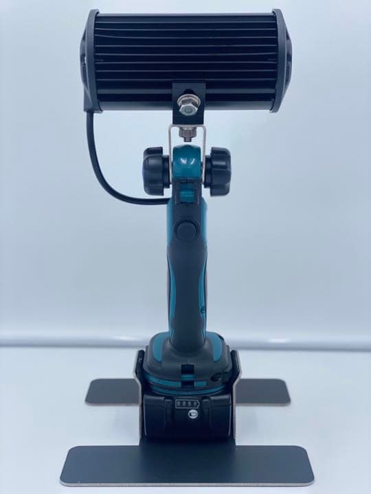 マキタ 改 ワークライト 150W 投光器　LED