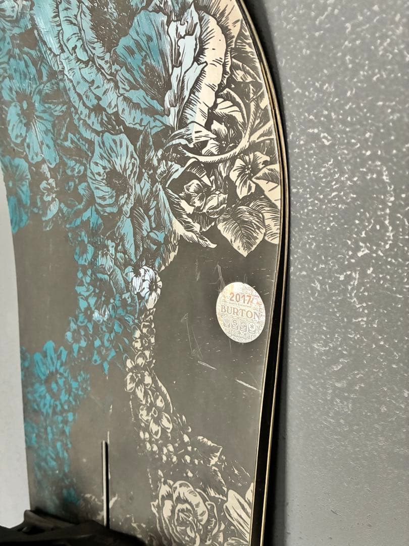 美品　Burton 2017 スノーボード 花柄 Cartelバインディング