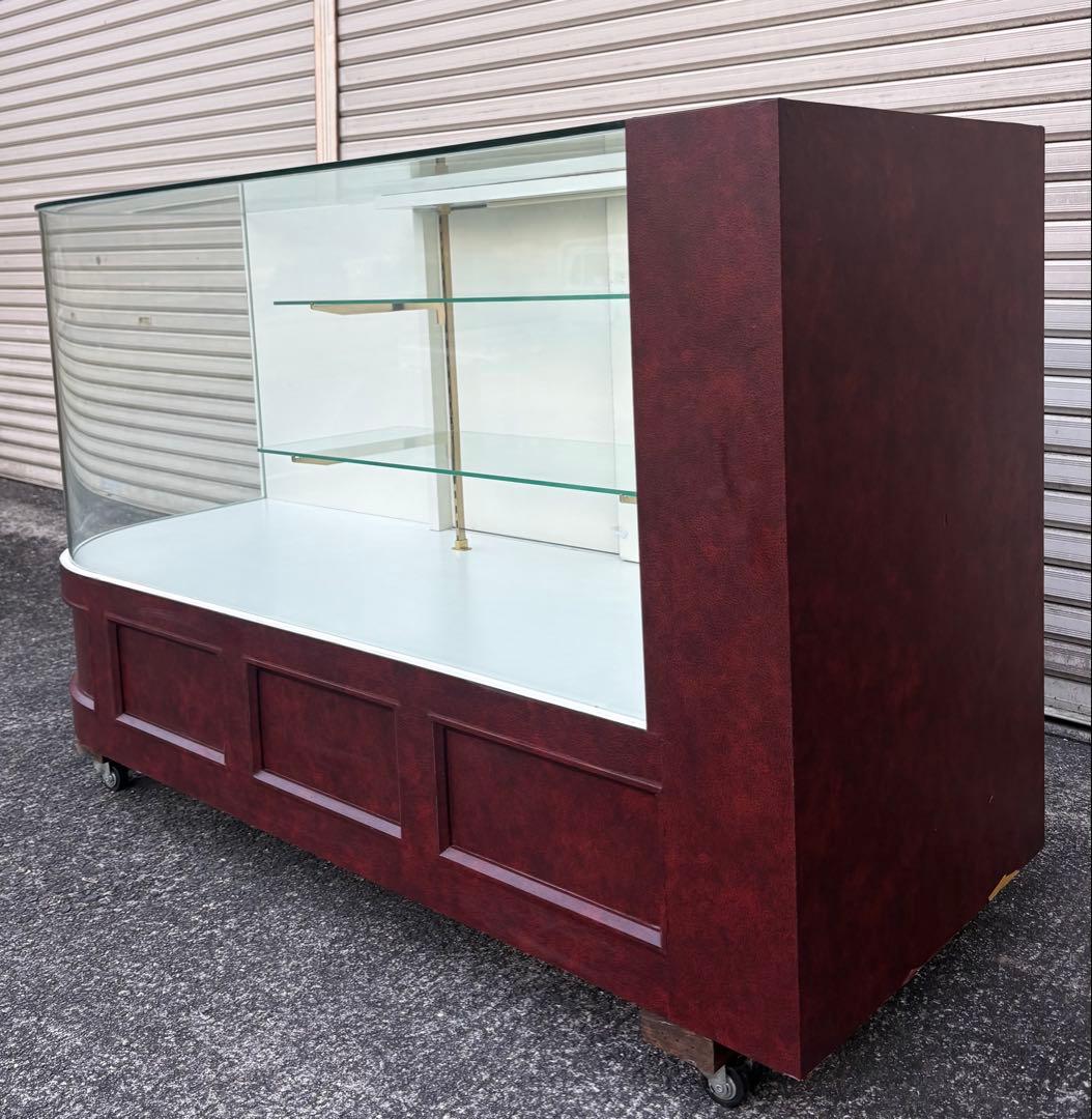 【希少】曲面ガラスショーケース／店舗什器】引き取り大歓迎！ 値下げ！