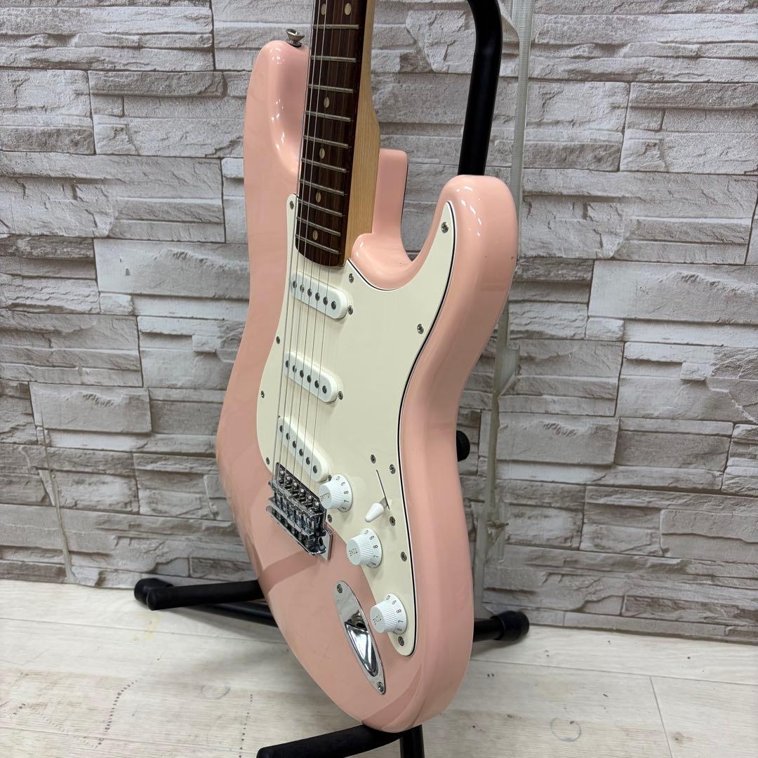 美品 Squier STRATOCASTER 限定カラー シェルピンク