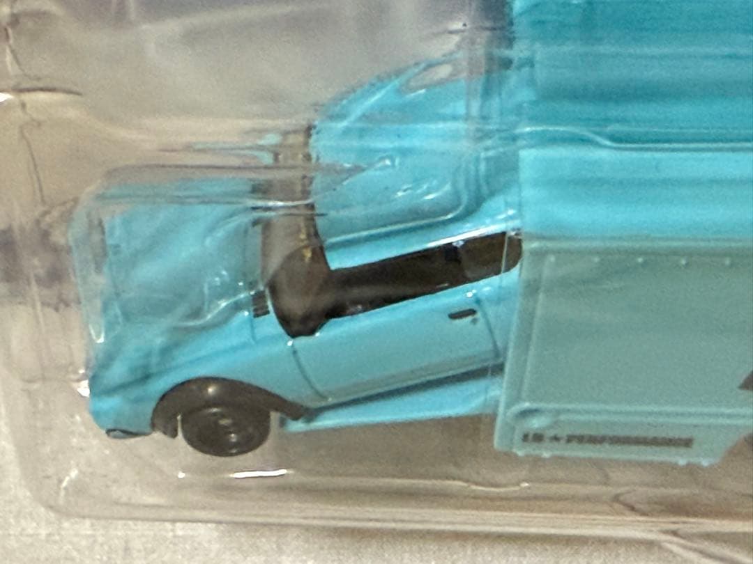 ミニカー Hot Wheels Nissan Skyline 2000 GT-R LBWK