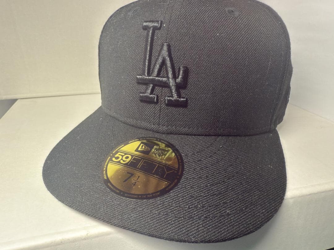 ラスト送料込　59FIFTY 7　1/4　57.7cmデコピンと大谷のサイン