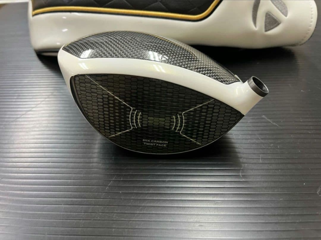 テーラーメイド STEALTH GLOIRE＋ 10.5° ドライバー HC付き