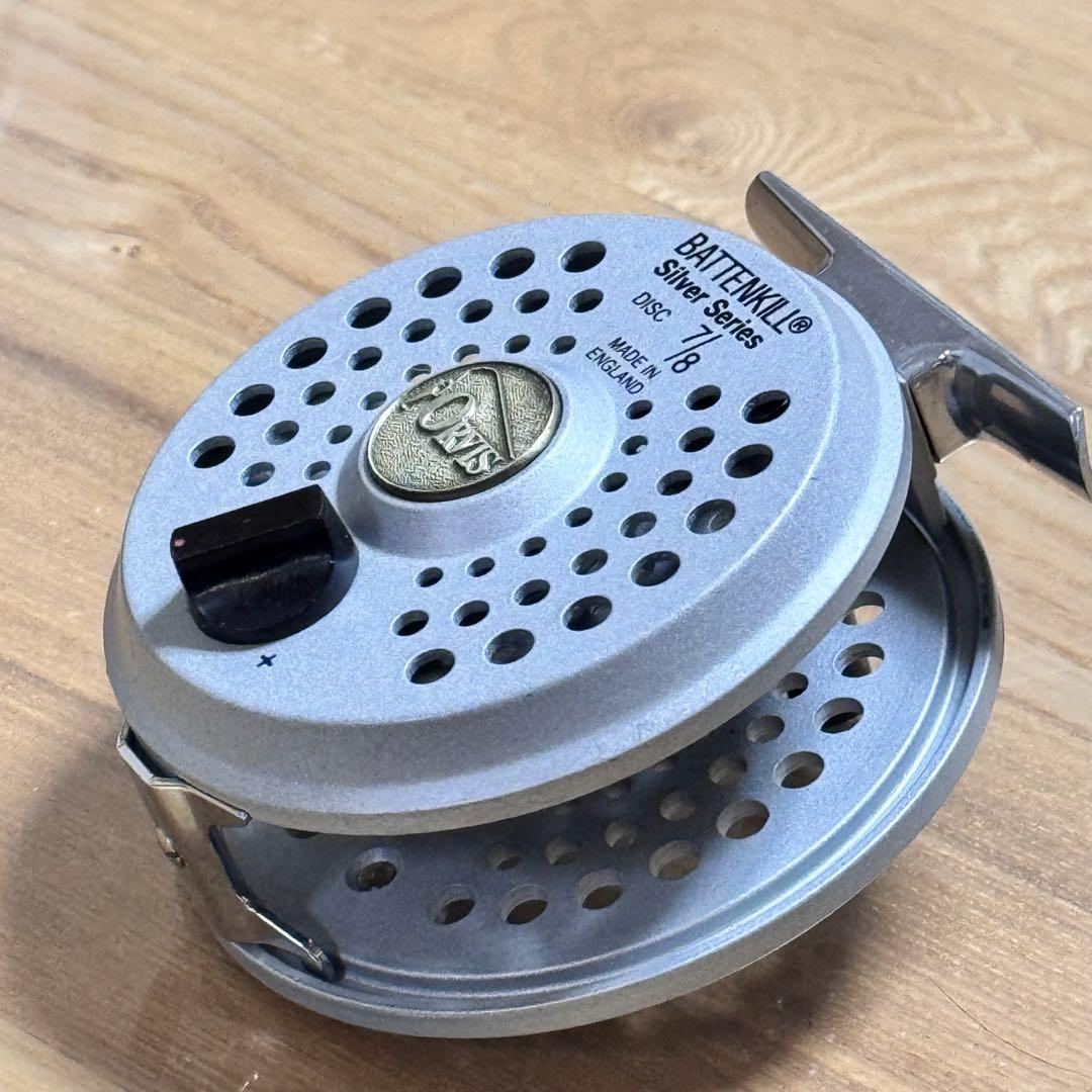 ORVIS BATTENKILL Silver Series 7/8フライリール