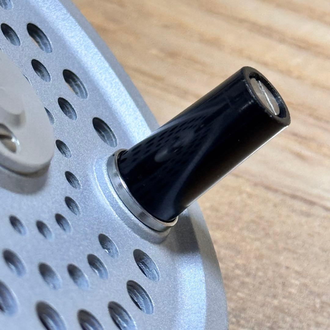 ORVIS BATTENKILL Silver Series 7/8フライリール