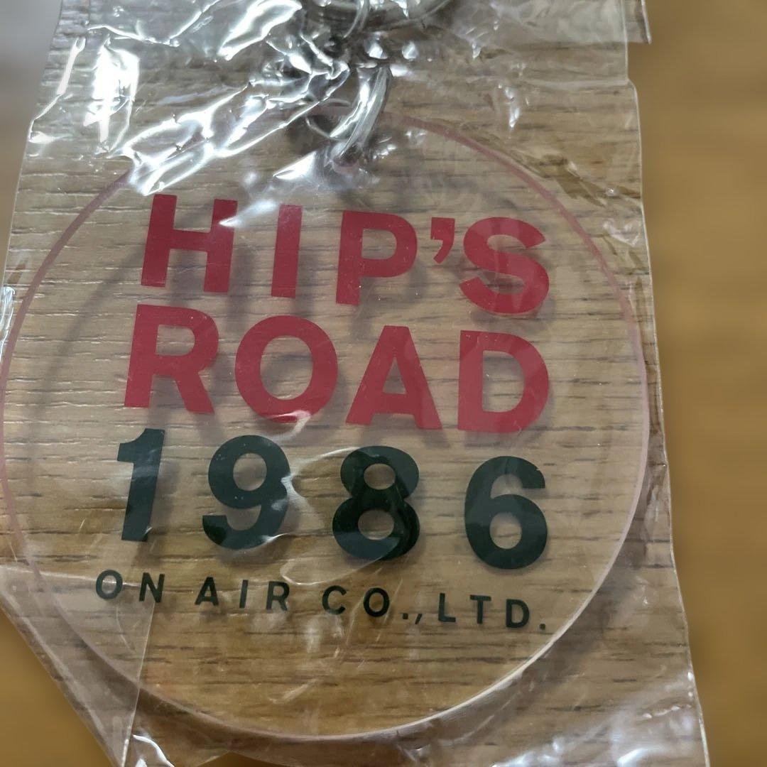 おニャン子　HIP'S ROAD キーホルダー & SAILORS バッジセット