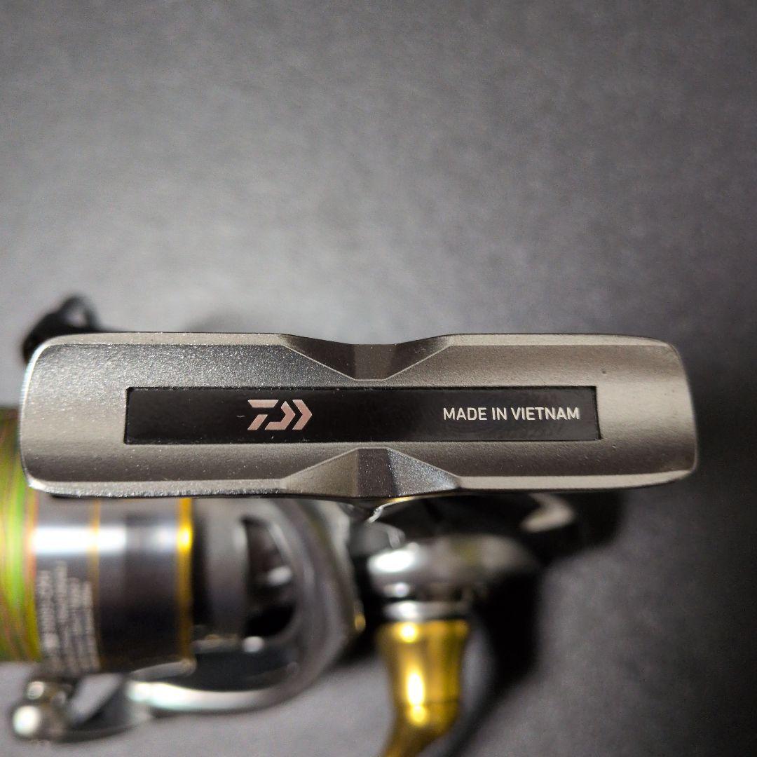 a*0様 Daiwa FREAMS LT3000S-CXH 18フリームス