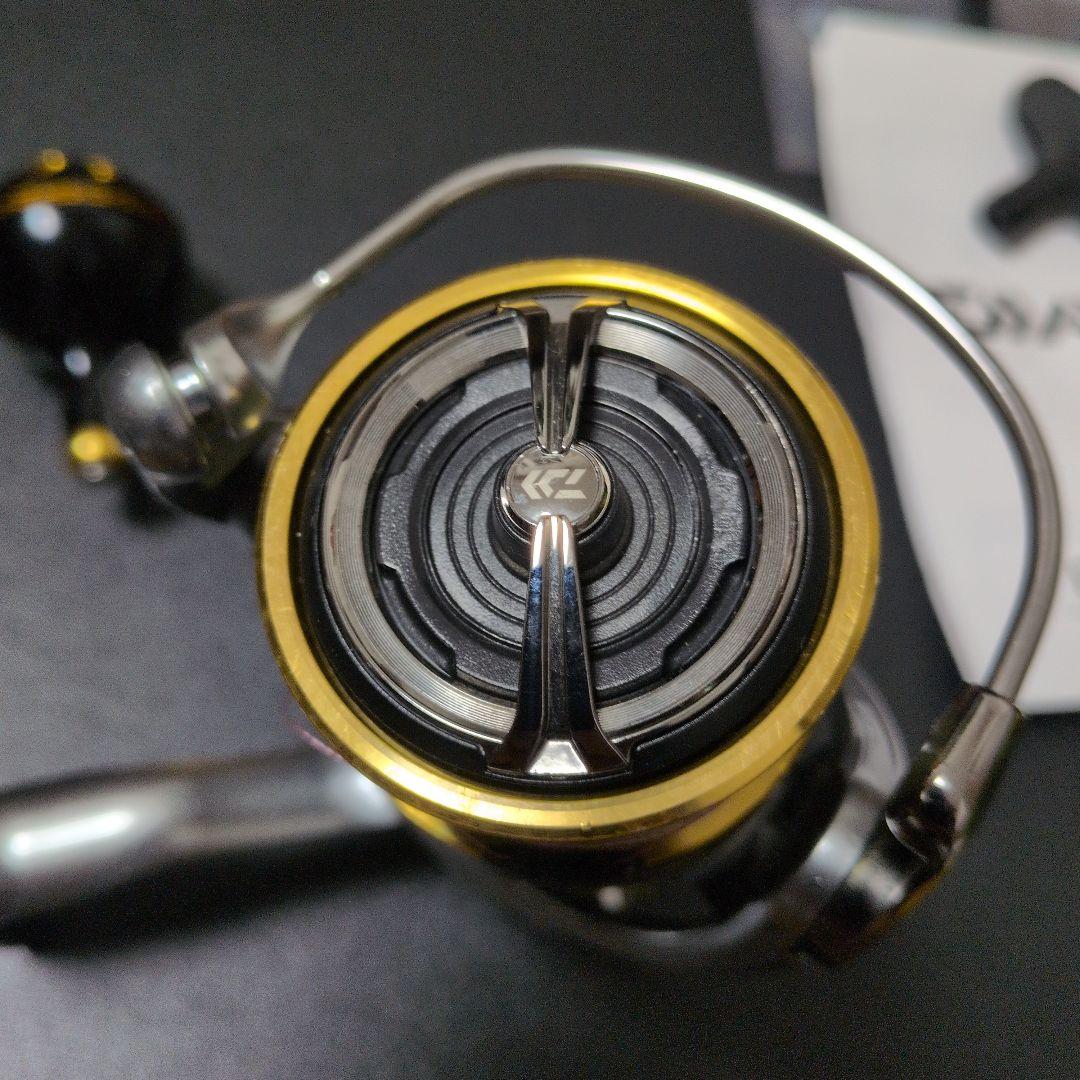 a*0様 Daiwa FREAMS LT3000S-CXH 18フリームス