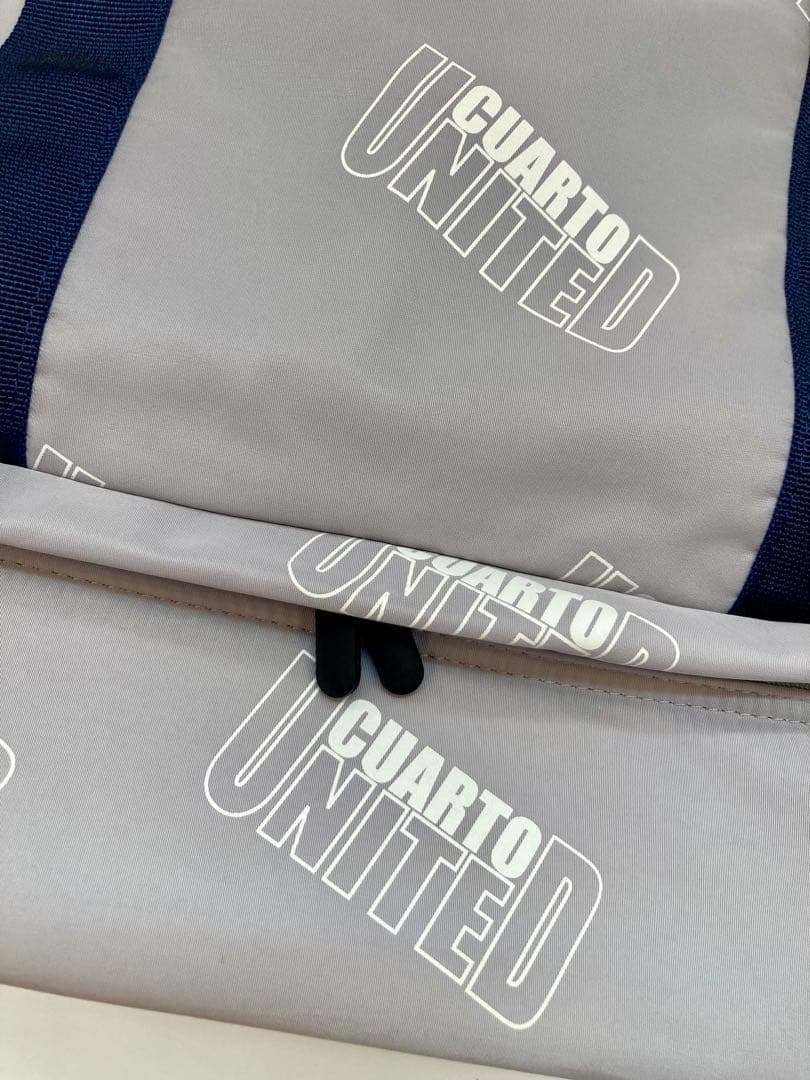 CUARTO UNITED 2層式ボストン 〈グレー〉