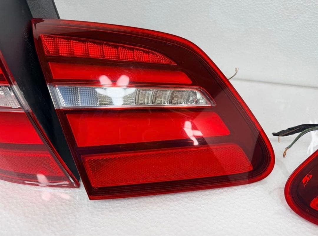 ベンツ Bクラス B180 後期 DBA-246242 テールランプ LED