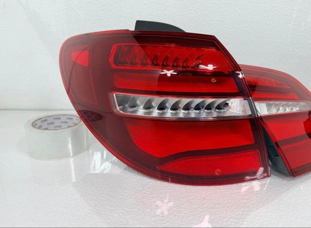 ベンツ Bクラス B180 後期 DBA-246242 テールランプ LED