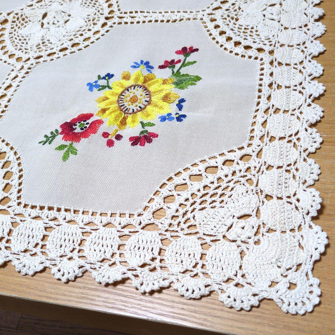 花柄刺繍レーステーブルクロス　大判　 ヴィンテージ 手刺繍　アンティーク